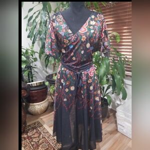 Chic Black Floral Midi Dress